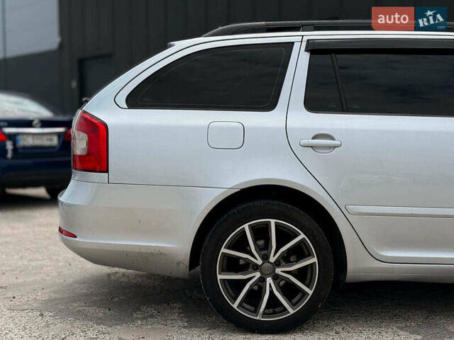 Серый Шкода Октавия, объемом двигателя 1.6 л и пробегом 154 тыс. км за 8800 $, фото 7 на Automoto.ua