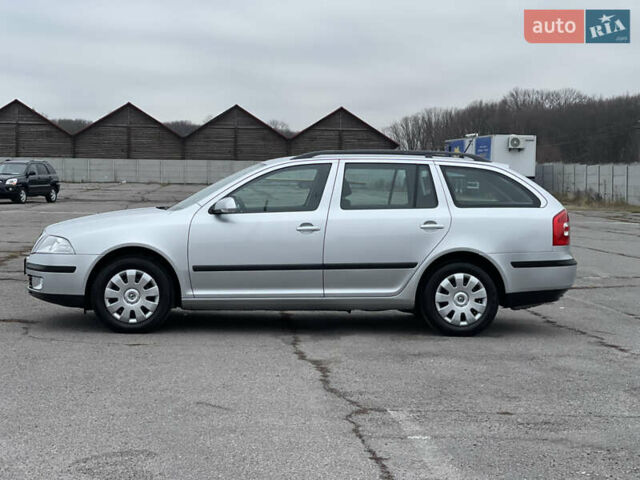 Серый Шкода Октавия, объемом двигателя 1.6 л и пробегом 39 тыс. км за 10150 $, фото 3 на Automoto.ua