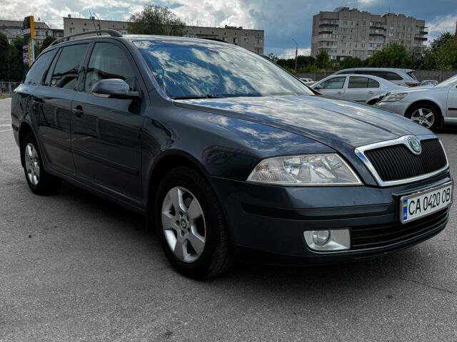 Серый Шкода Октавия, объемом двигателя 1.6 л и пробегом 242 тыс. км за 6400 $, фото 2 на Automoto.ua