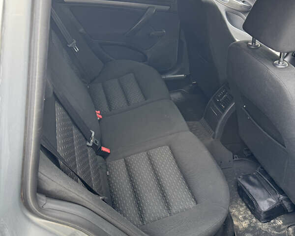 Сірий Шкода Октавія, об'ємом двигуна 1.9 л та пробігом 330 тис. км за 6500 $, фото 13 на Automoto.ua