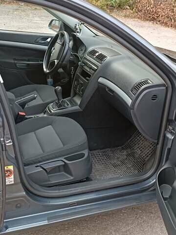 Серый Шкода Октавия, объемом двигателя 1.6 л и пробегом 270 тыс. км за 6400 $, фото 6 на Automoto.ua