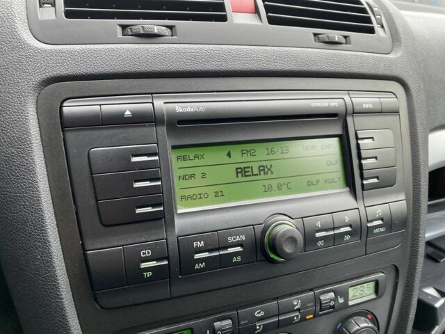 Шкода Октавія 2008 у Києві на Automoto.ua Сірий Шкода Октавія, об'ємом двигуна 1.6 л та пробігом 199 тис. км за 6500 $, фото 20 на Automoto.ua