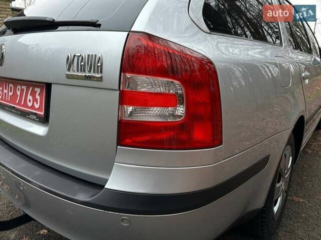 Сірий Шкода Октавія, об'ємом двигуна 1.6 л та пробігом 183 тис. км за 6950 $, фото 11 на Automoto.ua