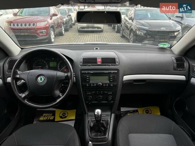 Сірий Шкода Октавія, об'ємом двигуна 1.97 л та пробігом 260 тис. км за 8200 $, фото 9 на Automoto.ua