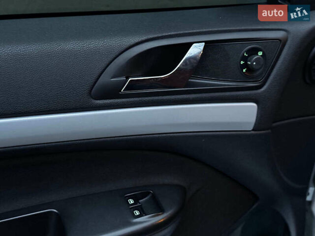 Серый Шкода Октавия, объемом двигателя 2 л и пробегом 338 тыс. км за 6890 $, фото 13 на Automoto.ua