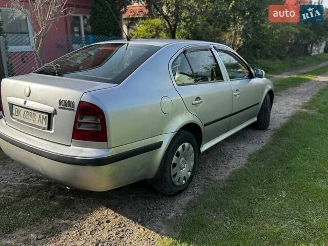 Серый Шкода Октавия, объемом двигателя 1.9 л и пробегом 309 тыс. км за 4300 $, фото 3 на Automoto.ua