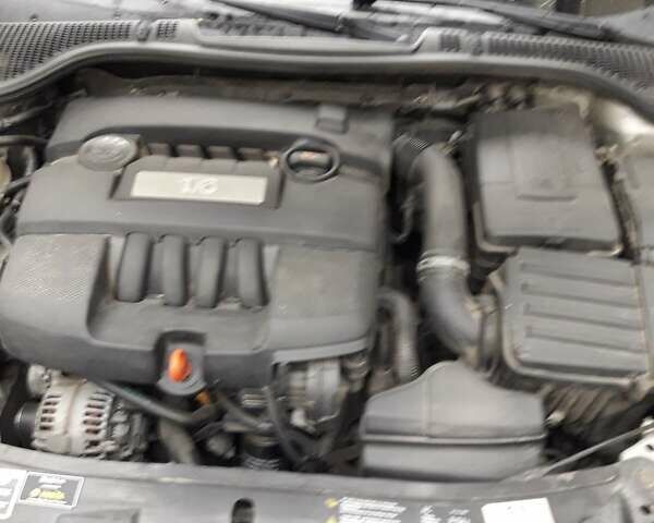 Сірий Шкода Октавія, об'ємом двигуна 1.6 л та пробігом 245 тис. км за 5200 $, фото 13 на Automoto.ua