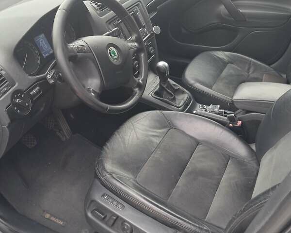 Шкода Октавія 2008 у Житомирі на Automoto.ua Сірий Шкода Октавія, об'ємом двигуна 1.8 л та пробігом 287 тис. км за 8000 $, фото 17 на Automoto.ua