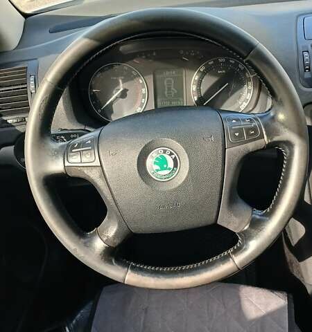 Шкода Октавия 2008 в Хусте на Automoto.ua Серый Шкода Октавия, объемом двигателя 2 л и пробегом 331 тыс. км за 6300 $, фото 8 на Automoto.ua