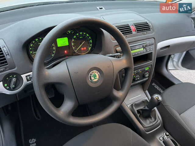 Серый Шкода Октавия, объемом двигателя 1.6 л и пробегом 39 тыс. км за 10150 $, фото 40 на Automoto.ua