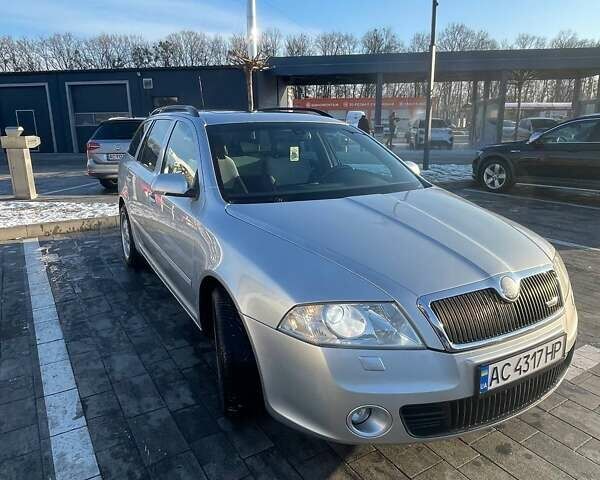Серый Шкода Октавия, объемом двигателя 1.97 л и пробегом 302 тыс. км за 6300 $, фото 5 на Automoto.ua