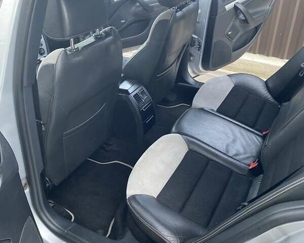 Серый Шкода Октавия, объемом двигателя 2 л и пробегом 317 тыс. км за 6600 $, фото 5 на Automoto.ua