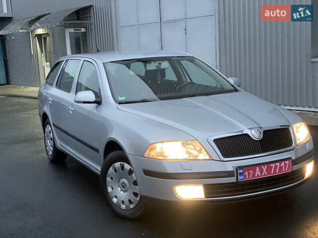 Серый Шкода Октавия, объемом двигателя 1.6 л и пробегом 197 тыс. км за 5999 $, фото 5 на Automoto.ua