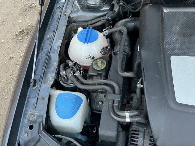 Серый Шкода Октавия, объемом двигателя 1.9 л и пробегом 407 тыс. км за 6500 $, фото 3 на Automoto.ua