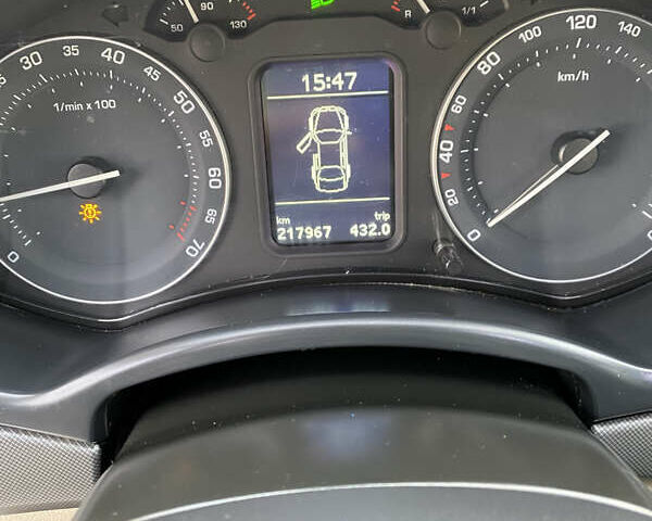 Сірий Шкода Октавія, об'ємом двигуна 1.8 л та пробігом 217 тис. км за 4500 $, фото 13 на Automoto.ua