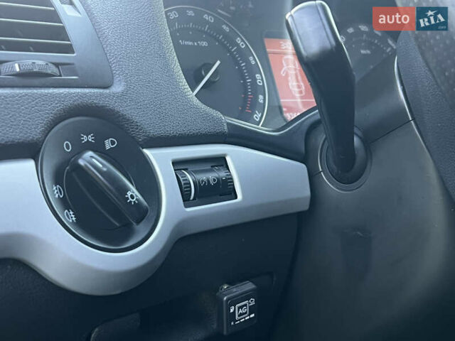 Сірий Шкода Октавія, об'ємом двигуна 1.6 л та пробігом 190 тис. км за 6500 $, фото 39 на Automoto.ua