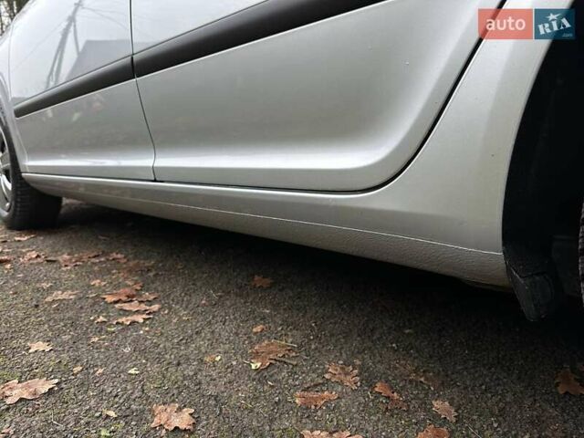 Сірий Шкода Октавія, об'ємом двигуна 1.6 л та пробігом 183 тис. км за 6950 $, фото 16 на Automoto.ua
