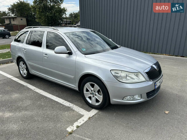 Серый Шкода Октавия, объемом двигателя 1.6 л и пробегом 200 тыс. км за 7800 $, фото 4 на Automoto.ua