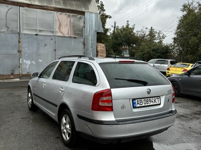 Серый Шкода Октавия, объемом двигателя 1.8 л и пробегом 236 тыс. км за 5700 $, фото 2 на Automoto.ua