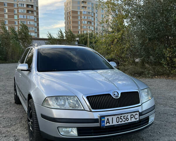 Серый Шкода Октавия, объемом двигателя 1.97 л и пробегом 333 тыс. км за 7300 $, фото 1 на Automoto.ua