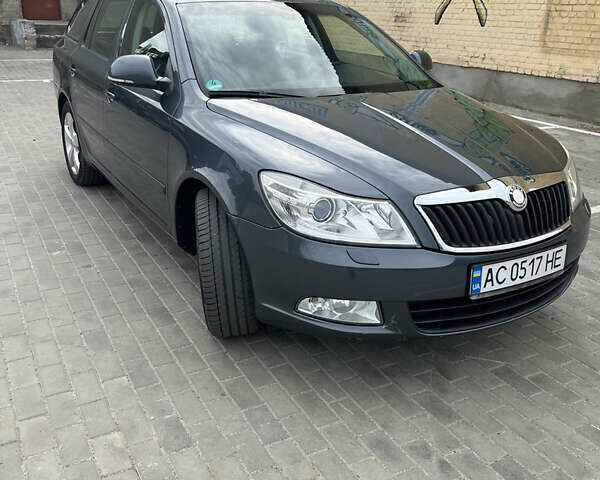 Серый Шкода Октавия, объемом двигателя 1.8 л и пробегом 207 тыс. км за 6500 $, фото 2 на Automoto.ua