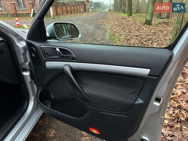 Сірий Шкода Октавія, об'ємом двигуна 1.6 л та пробігом 183 тис. км за 6950 $, фото 33 на Automoto.ua