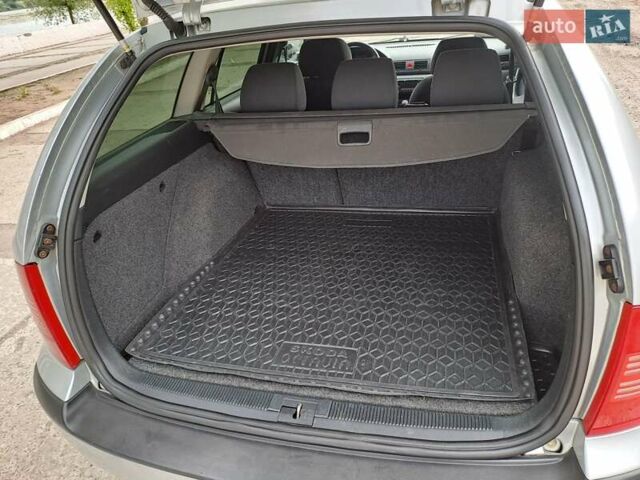 Сірий Шкода Октавія, об'ємом двигуна 1.6 л та пробігом 248 тис. км за 5300 $, фото 6 на Automoto.ua