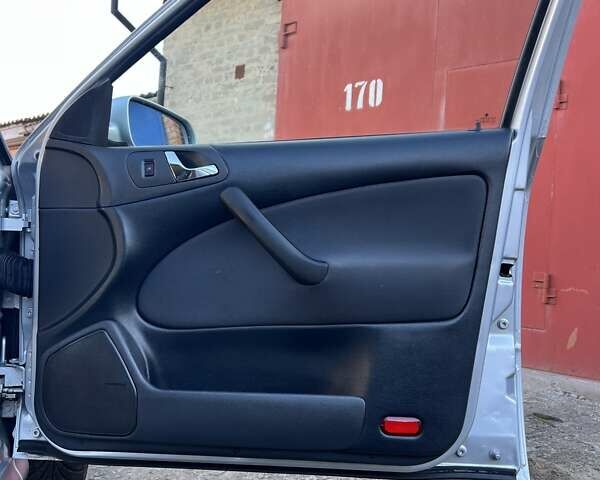 Сірий Шкода Октавія, об'ємом двигуна 1.6 л та пробігом 162 тис. км за 6300 $, фото 58 на Automoto.ua