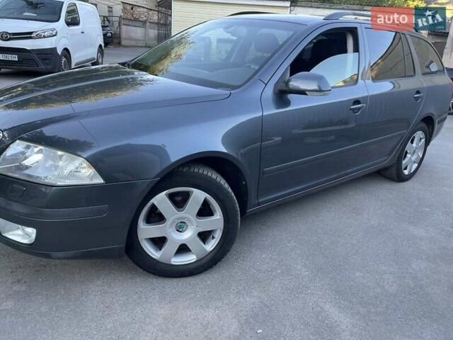 Серый Шкода Октавия, объемом двигателя 1.6 л и пробегом 205 тыс. км за 6500 $, фото 17 на Automoto.ua