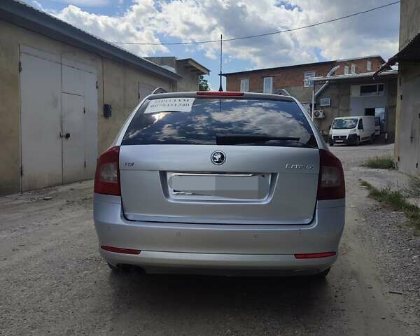 Серый Шкода Октавия, объемом двигателя 1.99 л и пробегом 289 тыс. км за 6300 $, фото 5 на Automoto.ua