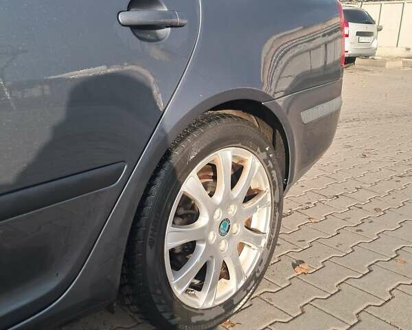 Шкода Октавія 2008 у Житомирі на Automoto.ua Сірий Шкода Октавія, об'ємом двигуна 1.8 л та пробігом 287 тис. км за 8000 $, фото 3 на Automoto.ua