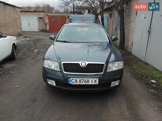 Сірий Шкода Октавія, об'ємом двигуна 1.8 л та пробігом 300 тис. км за 5800 $, фото 2 на Automoto.ua