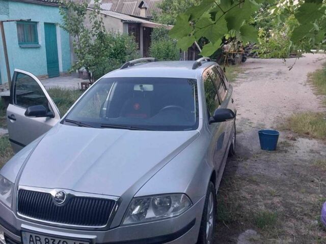 Сірий Шкода Октавія, об'ємом двигуна 1.6 л та пробігом 300 тис. км за 5200 $, фото 2 на Automoto.ua