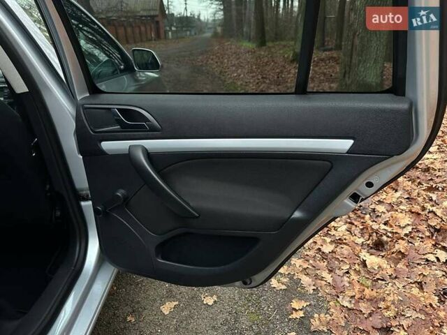 Сірий Шкода Октавія, об'ємом двигуна 1.6 л та пробігом 183 тис. км за 6950 $, фото 34 на Automoto.ua