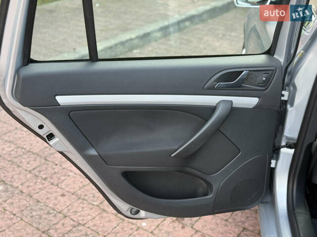 Сірий Шкода Октавія, об'ємом двигуна 1.6 л та пробігом 214 тис. км за 6950 $, фото 52 на Automoto.ua