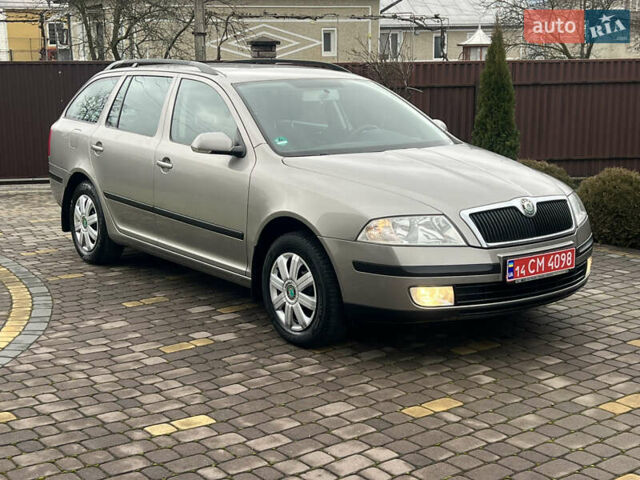 Серый Шкода Октавия, объемом двигателя 1.6 л и пробегом 256 тыс. км за 6850 $, фото 5 на Automoto.ua