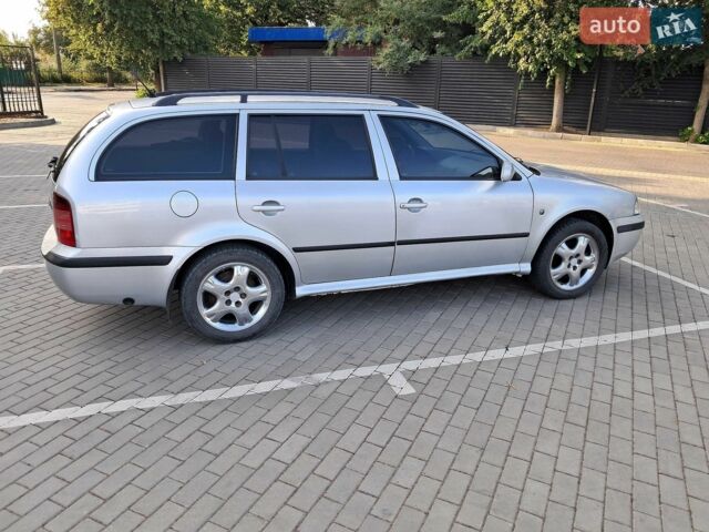 Сірий Шкода Октавія, об'ємом двигуна 1.6 л та пробігом 240 тис. км за 4957 $, фото 4 на Automoto.ua