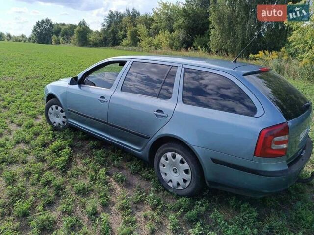 Серый Шкода Октавия, объемом двигателя 1.6 л и пробегом 270 тыс. км за 5600 $, фото 2 на Automoto.ua