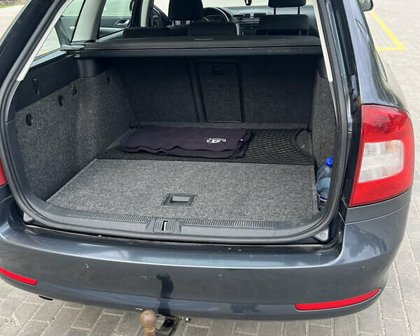 Серый Шкода Октавия, объемом двигателя 1.8 л и пробегом 207 тыс. км за 6500 $, фото 8 на Automoto.ua