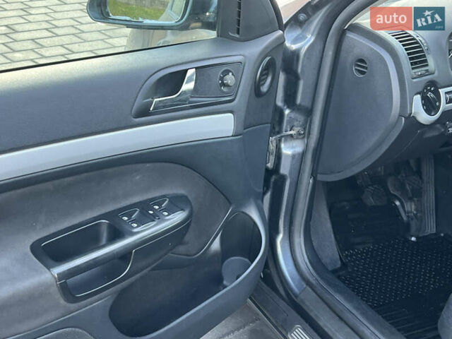 Сірий Шкода Октавія, об'ємом двигуна 1.6 л та пробігом 190 тис. км за 6500 $, фото 37 на Automoto.ua
