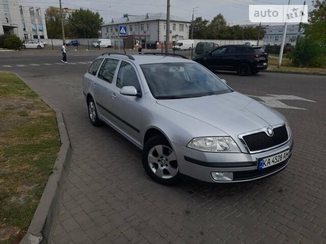 Сірий Шкода Октавія, об'ємом двигуна 1.6 л та пробігом 266 тис. км за 6400 $, фото 4 на Automoto.ua