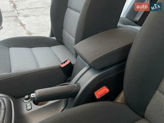 Серый Шкода Октавия, объемом двигателя 1.6 л и пробегом 39 тыс. км за 10150 $, фото 61 на Automoto.ua