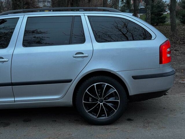 Серый Шкода Октавия, объемом двигателя 2 л и пробегом 338 тыс. км за 6890 $, фото 9 на Automoto.ua