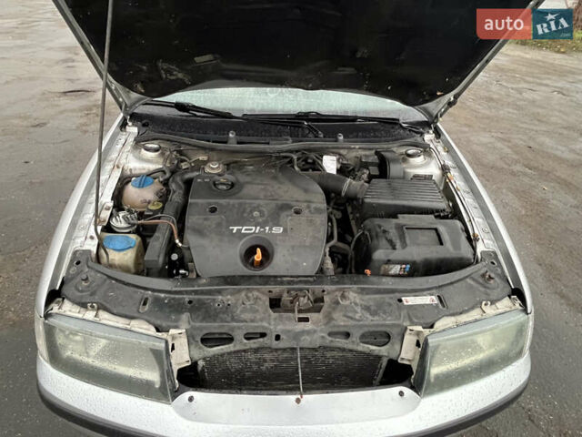 Серый Шкода Октавия, объемом двигателя 1.9 л и пробегом 280 тыс. км за 4999 $, фото 8 на Automoto.ua