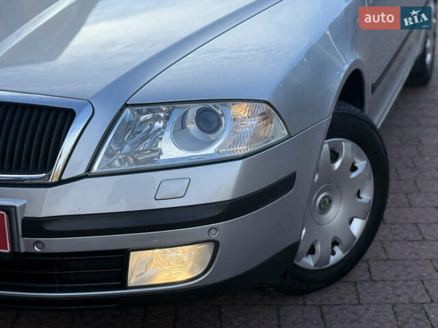 Сірий Шкода Октавія, об'ємом двигуна 1.6 л та пробігом 214 тис. км за 6950 $, фото 9 на Automoto.ua