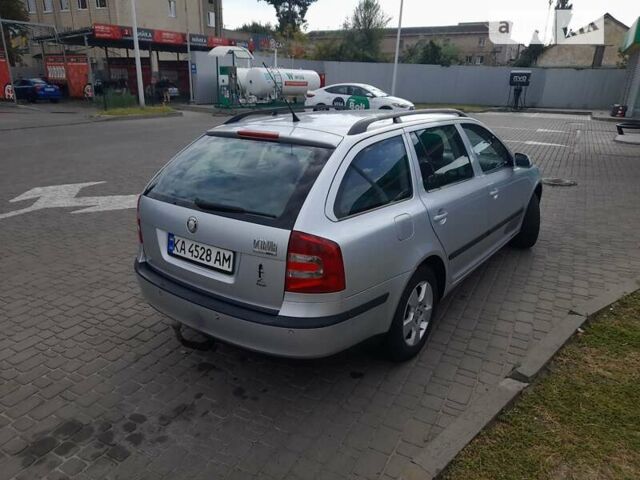 Сірий Шкода Октавія, об'ємом двигуна 1.6 л та пробігом 266 тис. км за 6400 $, фото 6 на Automoto.ua