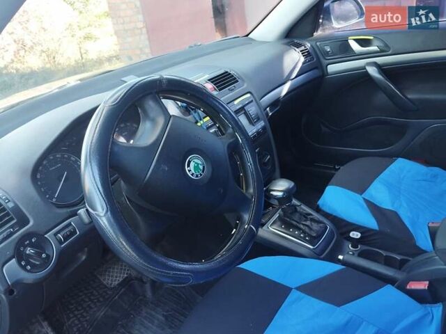 Шкода Октавия 2008 в Гребенке на Automoto.ua Серый Шкода Октавия, объемом двигателя 1.6 л и пробегом 250 тыс. км за 4550 $, фото 1 на Automoto.ua