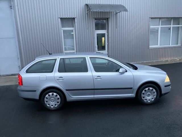 Серый Шкода Октавия, объемом двигателя 1.6 л и пробегом 197 тыс. км за 5999 $, фото 8 на Automoto.ua