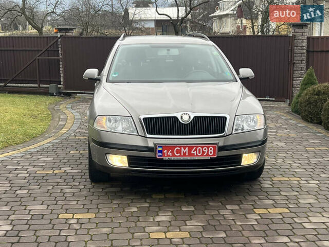 Серый Шкода Октавия, объемом двигателя 1.6 л и пробегом 256 тыс. км за 6850 $, фото 4 на Automoto.ua