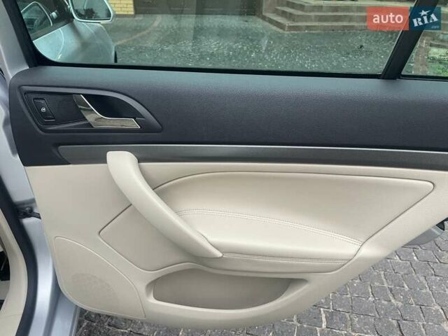 Сірий Шкода Октавія, об'ємом двигуна 1.8 л та пробігом 221 тис. км за 7899 $, фото 8 на Automoto.ua
